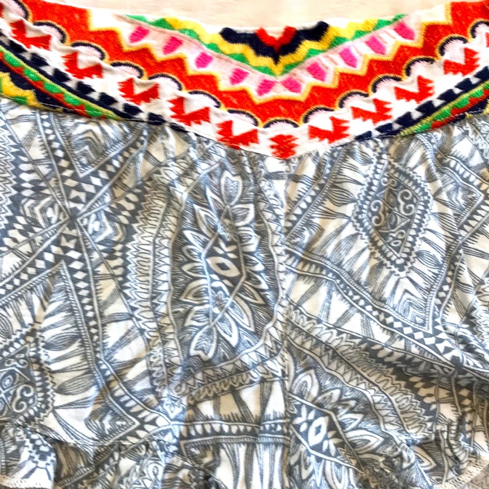 RIPCURL Embroidered Waistband Ruffle Shorts - Picture 6 of 13